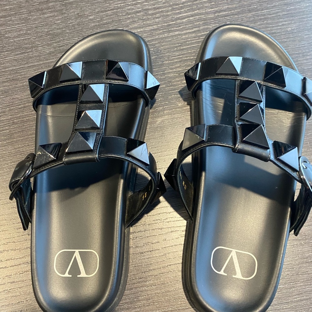 Valentino Garavani  Black Studded Sandals